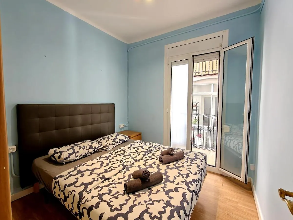 Lovely Apartment In Gracia Barcelona